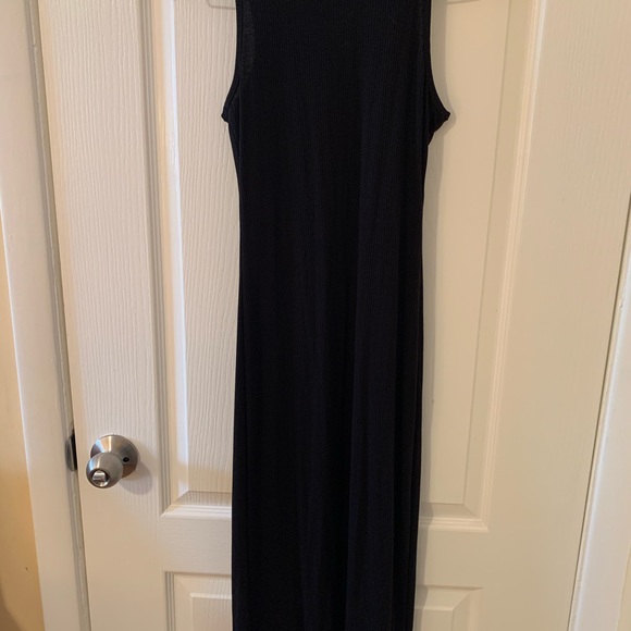 G By Guess Form Fitting Midi Black Dress - Picture 3 of 7